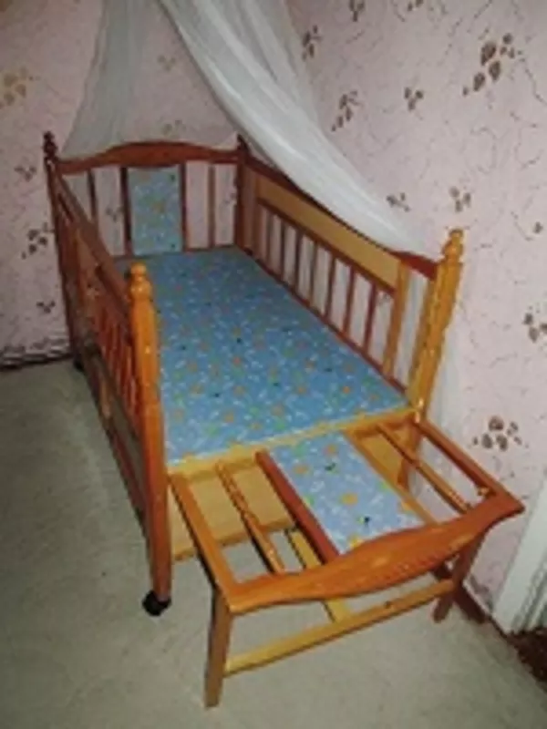 Продам детскую кроватку 3