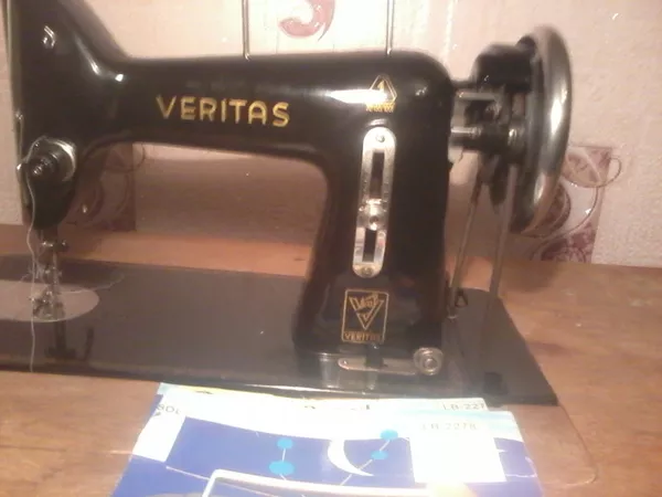 ретро швейная машинка Veritas 4