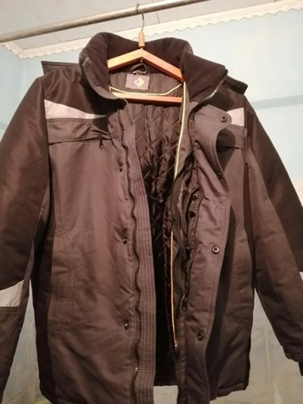 Продам зимнюю рабочую куртку 
