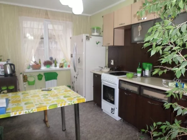 Продам 3-х комнатную квартиру по улице Молдагуловой 2