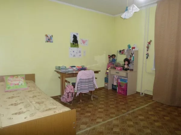 Продам 3-х комнатную квартиру по улице Молдагуловой 3